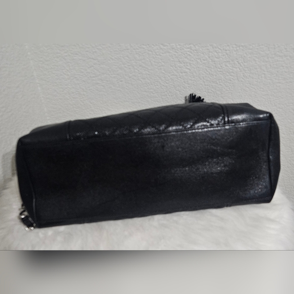 Tory Burch Bag - Picture 9 of 15